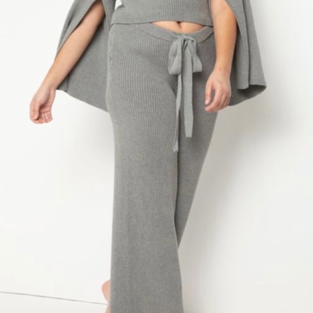 Knit Tie-Waist Wide-Leg Pants - Gray